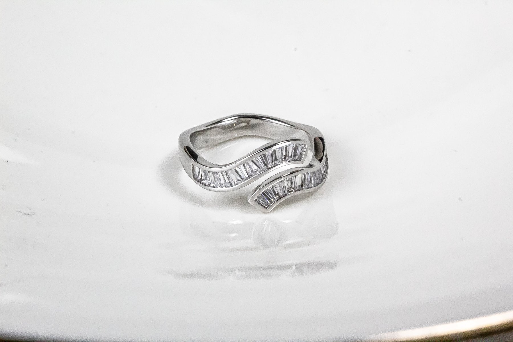 Anillos - Anillo Envolvente Zirconia - JOYAS CARATI