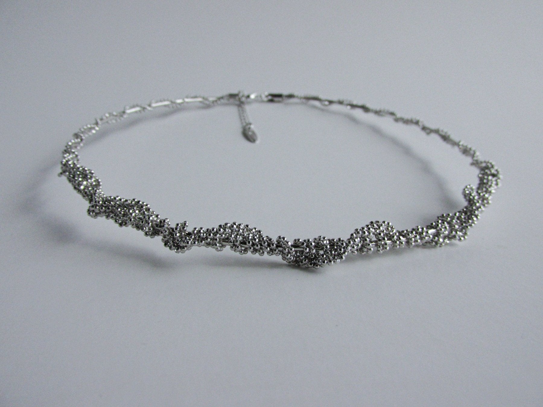 Collar Rígido Bolitas - JOYAS CARATIColganteBX010583