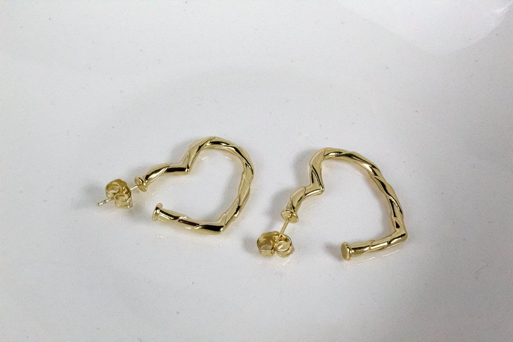 Aros - Argolla Corazón Twisted - JOYAS CARATI