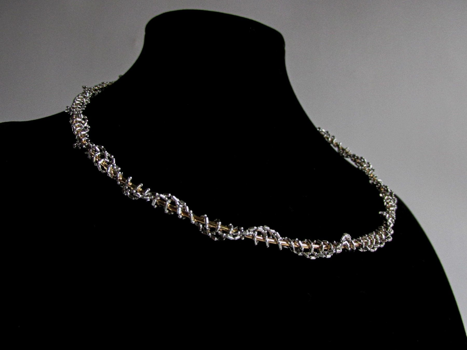 Collar Rígido Doble Metal - JOYAS CARATIColganteBX010520