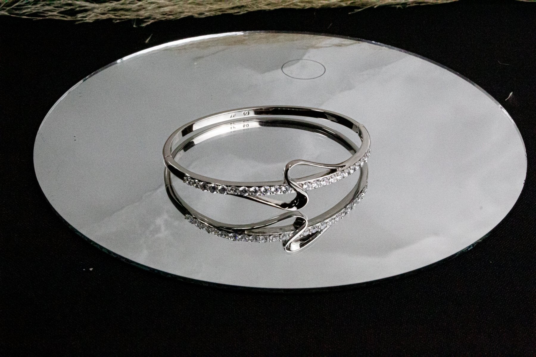 Pulsera Plateada Onda - JOYAS CARATIPulseraA8816848